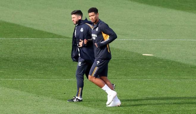 足了雷霆的 足了雷霆的